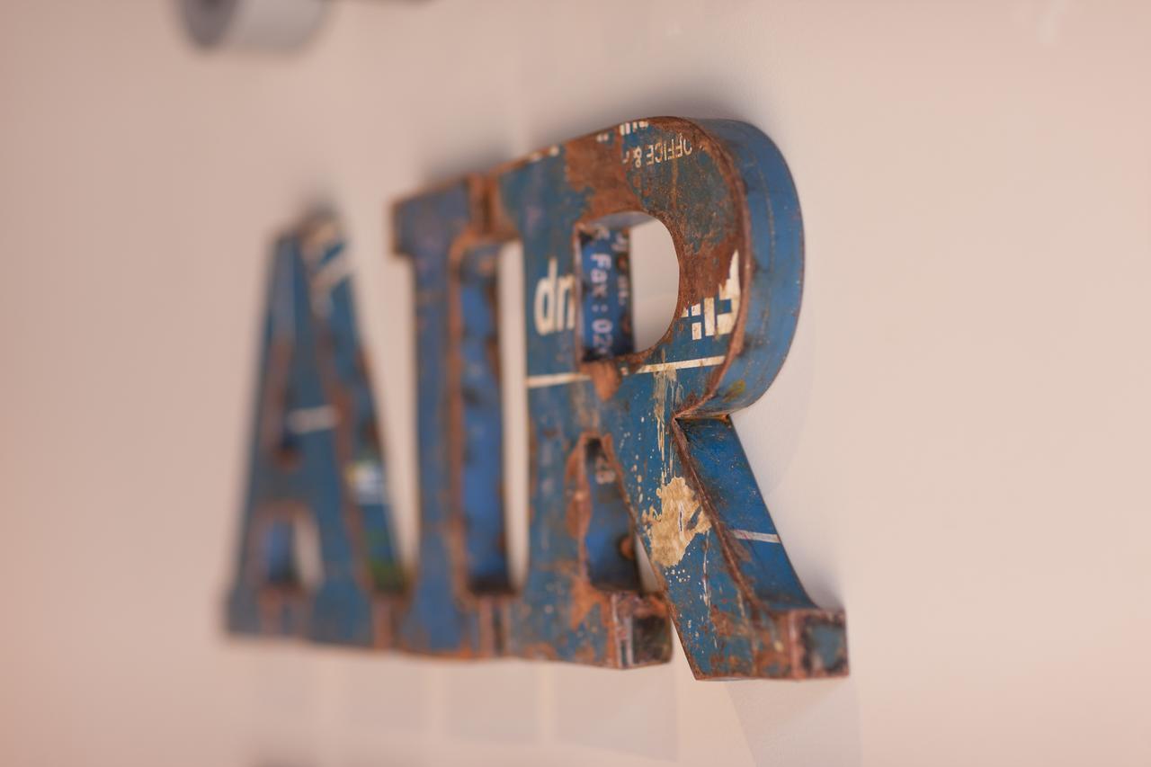 Airhostel Barcelona Airport 24h *