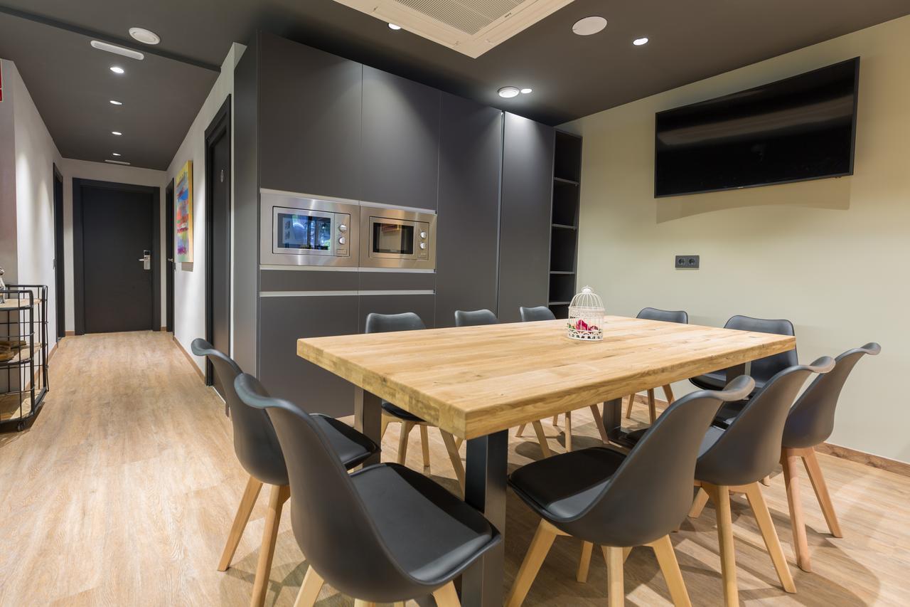 Airhostel Barcelona Airport 24h El Prat de Llobregat