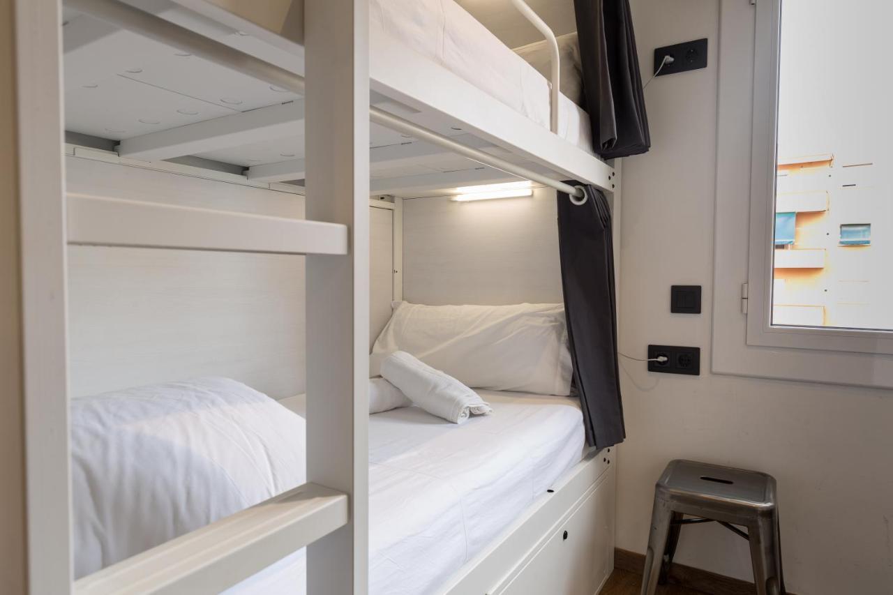 Airhostel Barcelona Airport 24h Hostal *