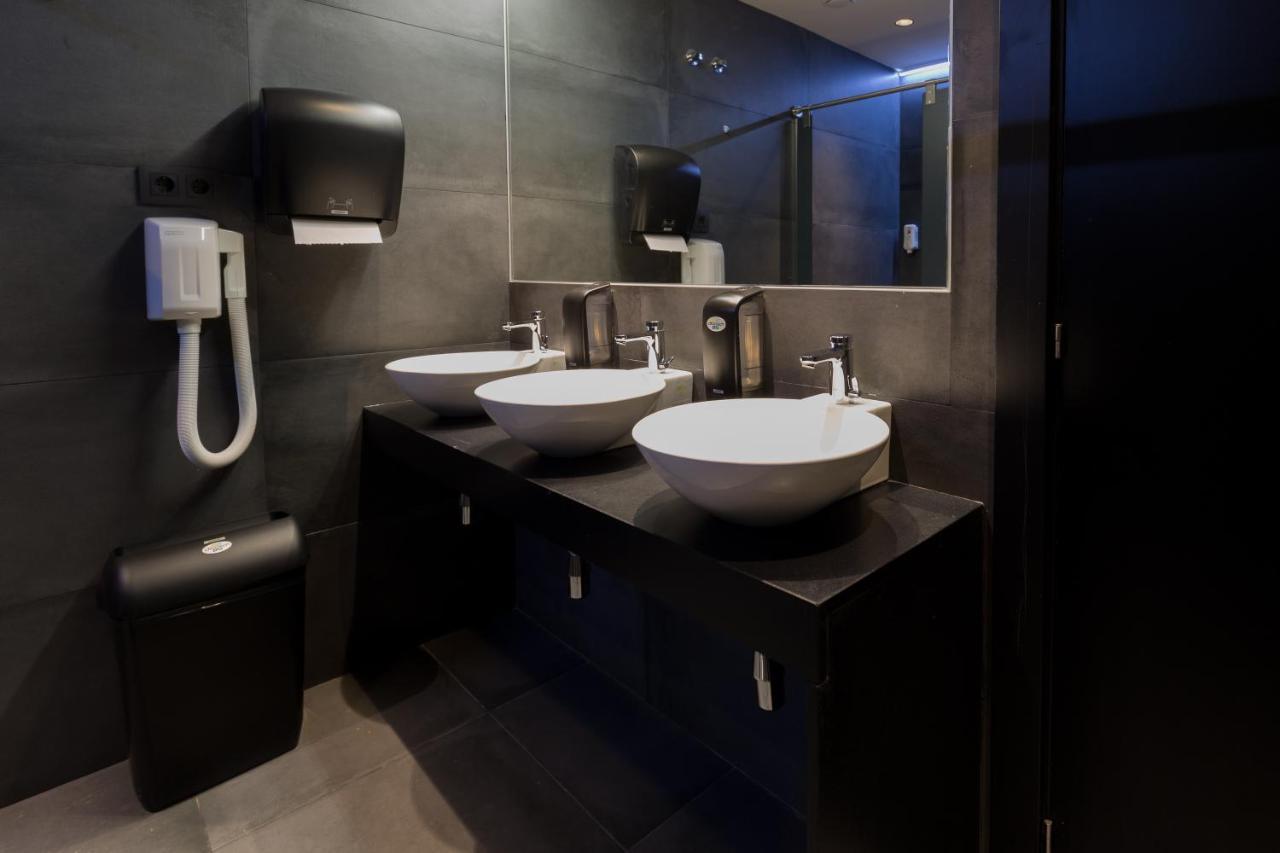 Albergue Airhostel Barcelona Airport 24h