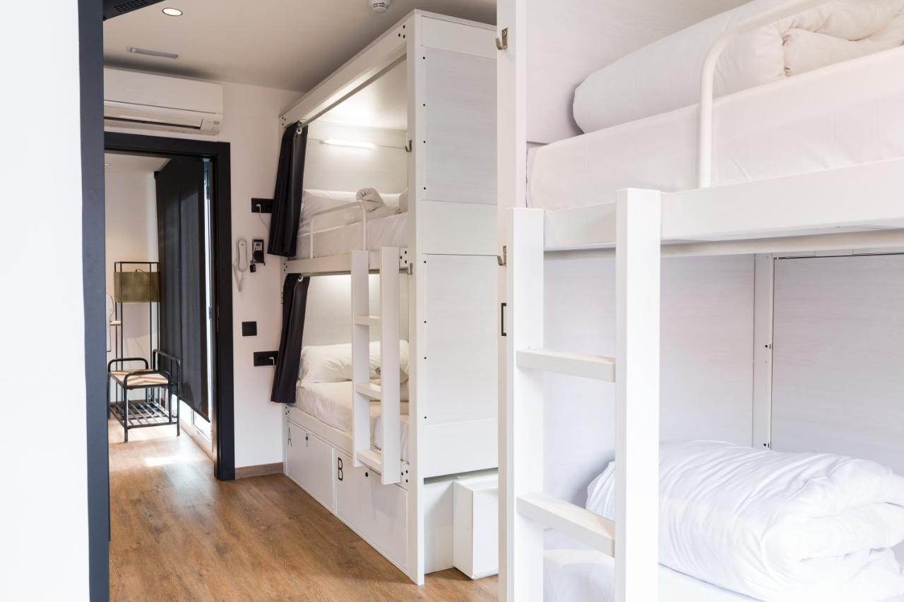 Albergue Airhostel Barcelona Airport 24h