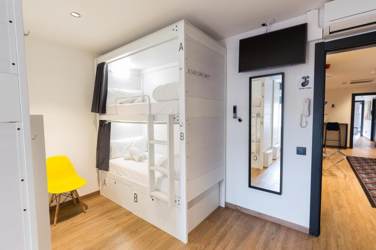 Hostel Airhostel Barcelona Airport 24h *